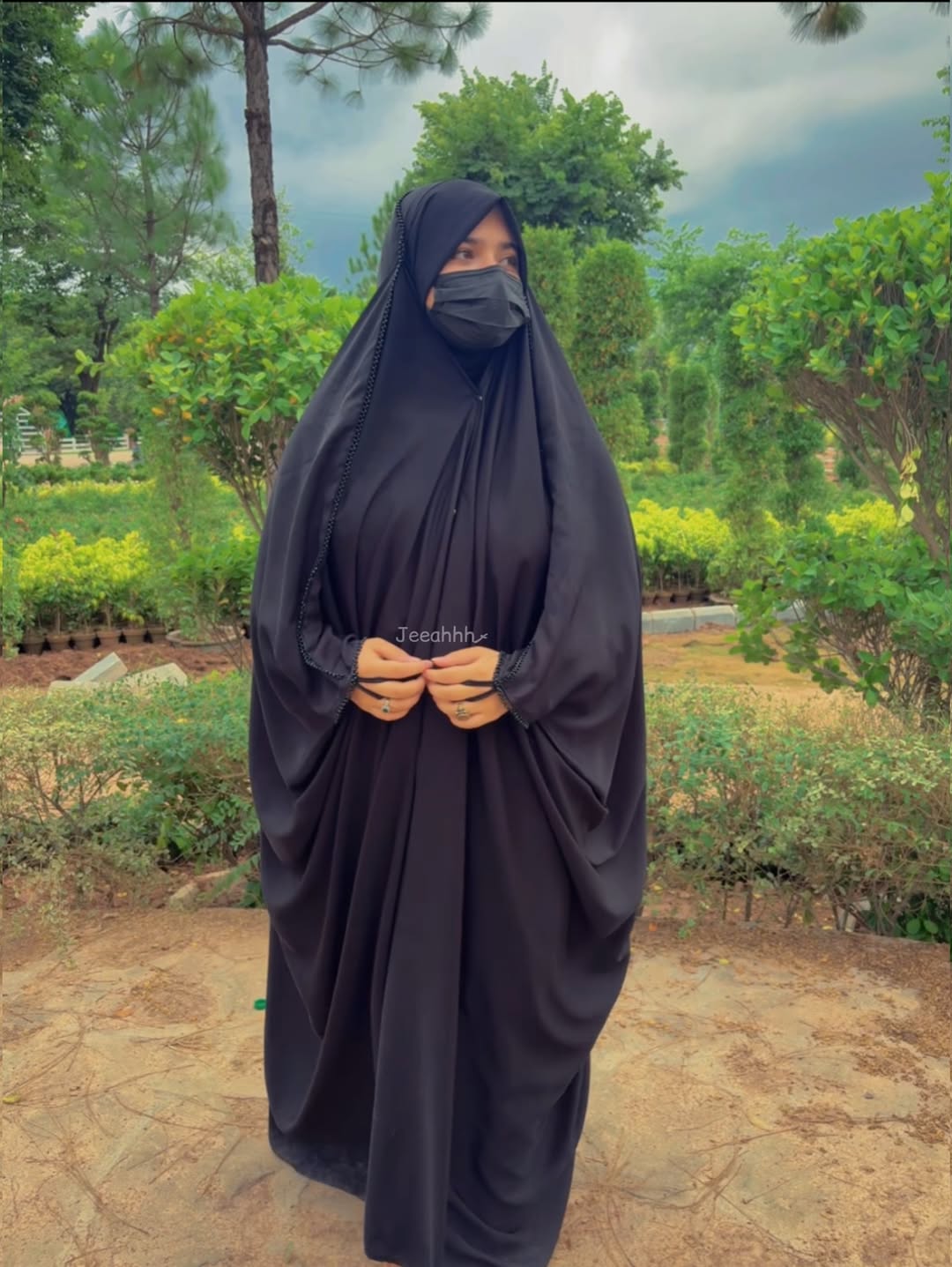 Premium Kaftan Style Irani Chadar With Lace Work