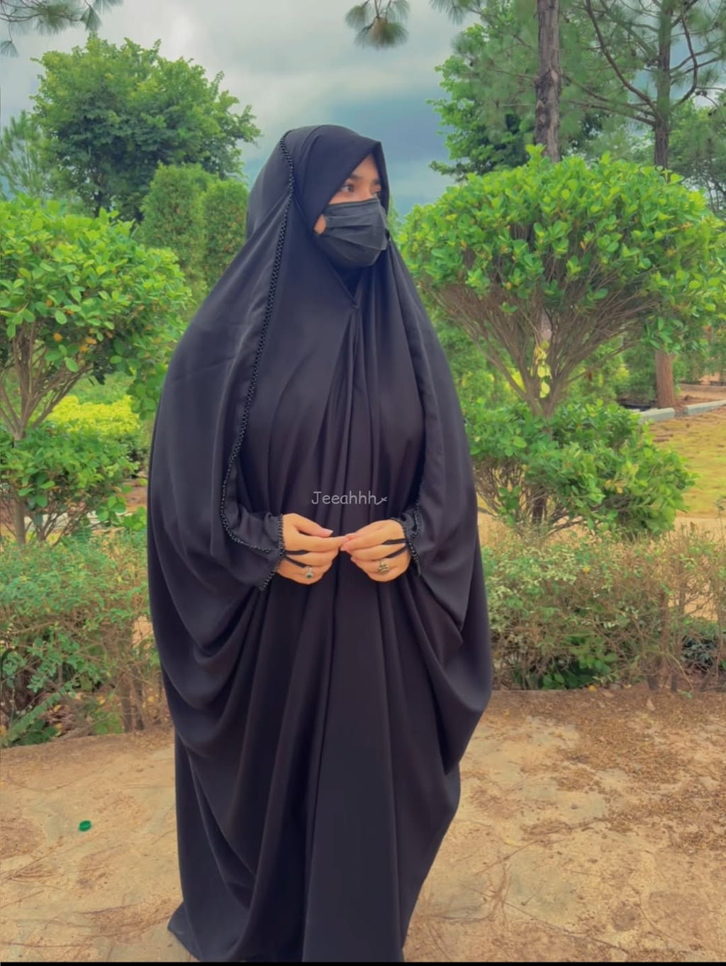 Premium Kaftan Style Irani Chadar With Lace Work