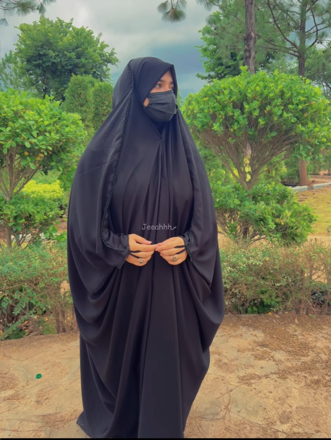 Premium Kaftan Style Irani Chadar With Lace Work